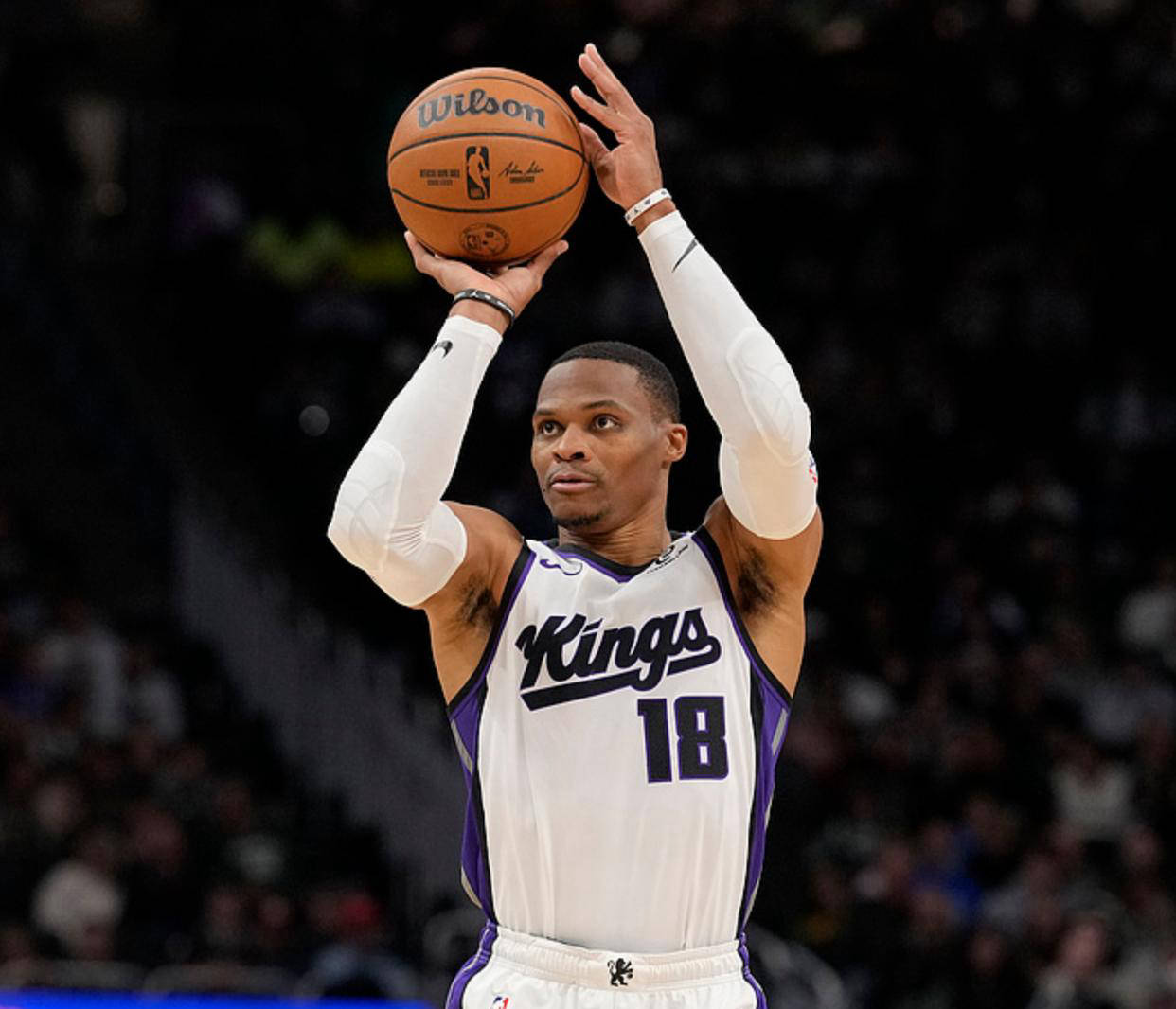 [图]NBA-爱德华兹生涯1万分米切尔30+7 森林狼胜骑士